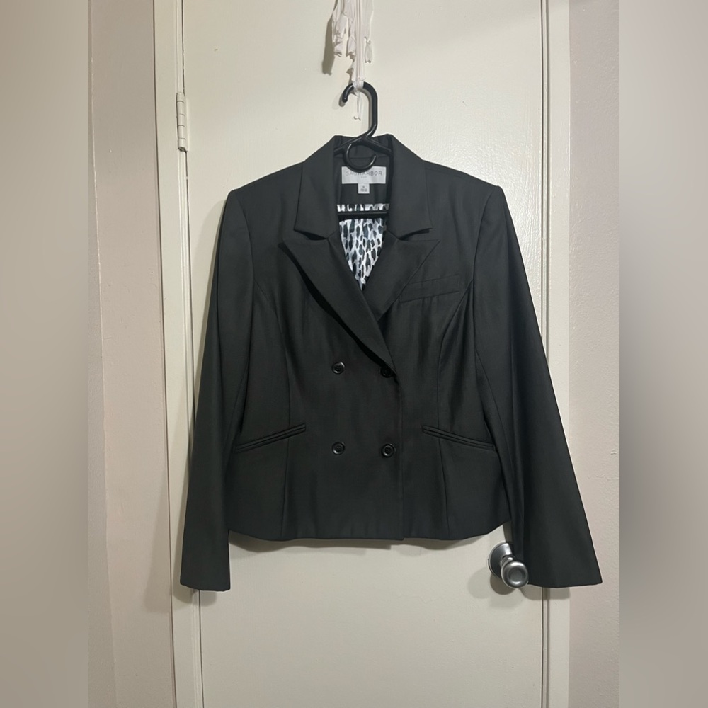 Sensational and Elegant Blazer